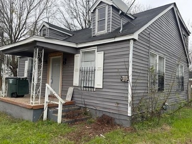 Mississippi River Home For Sale in Memphis Tennessee