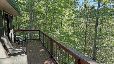 WELCOME TO YOUR LAKE CUMBERLAND TREEHOUSE ESCAPE. - photo 4