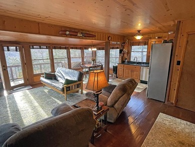 WELCOME TO YOUR LAKE CUMBERLAND TREEHOUSE ESCAPE. - photo 8