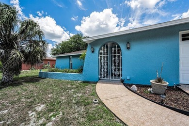 Welcome to this beautifully maintained 2-bedroom, 2-bath home - photo 3