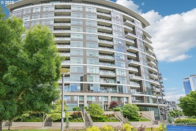 Lake Condo For Sale in Portland, Oregon