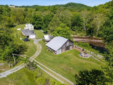 Extraordinary long-range mountain views, approximately 290 feet - photo 1