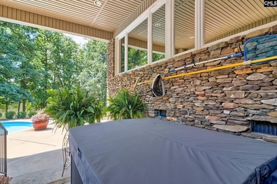 Resort-style living with endless staycations awaits on Lake - photo 18