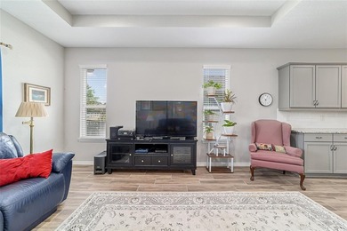 Welcome to this beautifully maintained home with fenced yard in - photo 21