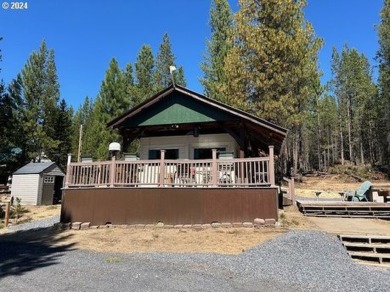 Lake Home For Sale in Crescent Lake, Oregon