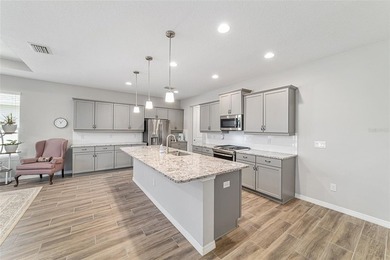 Welcome to this beautifully maintained home with fenced yard in - photo 23