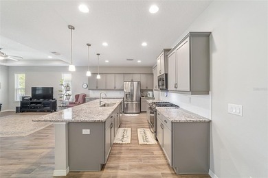 Welcome to this beautifully maintained home with fenced yard in - photo 24