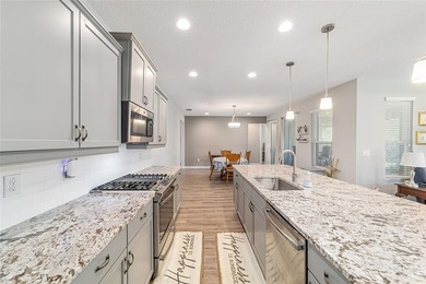 Welcome to this beautifully maintained home with fenced yard in - photo 28