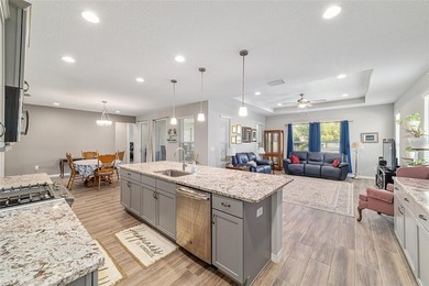 Welcome to this beautifully maintained home with fenced yard in - photo 29