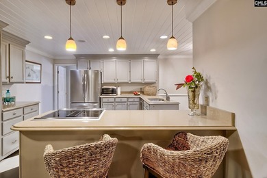 Resort-style living with endless staycations awaits on Lake - photo 32