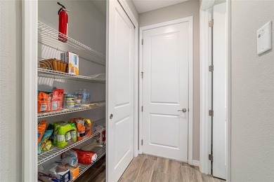 Welcome to this beautifully maintained home with fenced yard in - photo 48