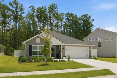 Welcome to your private oasis in the heart of Bluffton! This - photo 2