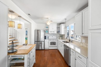 Perfectly positioned on a premier beach-block corner just steps - photo 19