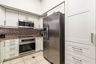 Stunning Oceanfront Apartment for Sale!
Discover your dream