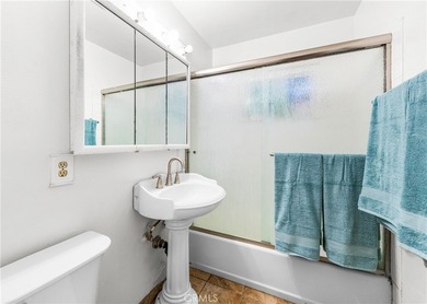 Exceptional Value in Huntington Beach - Priced to sell !!! - photo 27