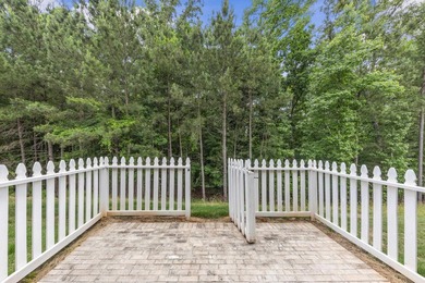Welcome to The Enclave at Heron Ridge in Harbor Club on Lake - photo 42