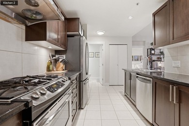 Welcome to Pathways by Adera, a charming concrete low-rise - photo 3