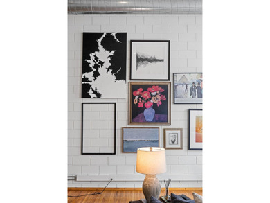 This unique true loft offers a flexible - photo 13