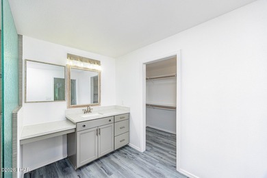 Beautifully remodeled home in Sam's Beachcomber - Unit D26! - photo 15