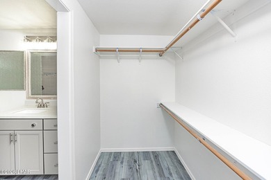 Beautifully remodeled home in Sam's Beachcomber - Unit D26! - photo 18