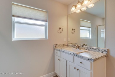 Located in North Swan Estates, this beautifully maintained - photo 25