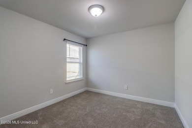 Located in North Swan Estates, this beautifully maintained - photo 28