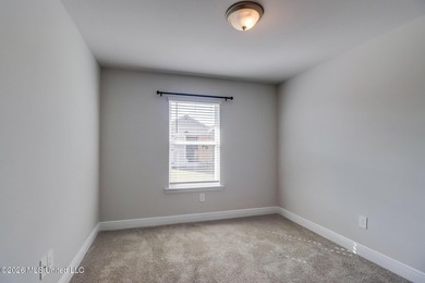 Located in North Swan Estates, this beautifully maintained - photo 31