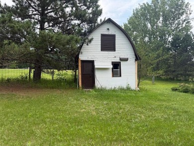 Perfect start to Country Living! If you are looking for a - photo 33