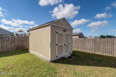 Located in North Swan Estates, this beautifully maintained - photo 40