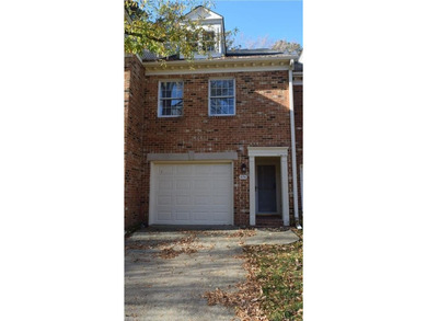 Lake Townhome/Townhouse For Sale in Newport News, Virginia