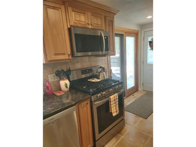 One-level living at its finest in Warwick! Don't miss the - photo 10