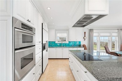 *La Dolce Vita* Step into a lifestyle defined by elegance - photo 10