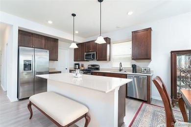 Welcome to this beautifully maintained 2022 custom built modern - photo 13