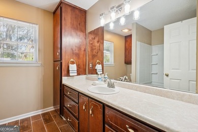 Welcome home to this charming 3-bedroom, 2-bath cottage-style - photo 21