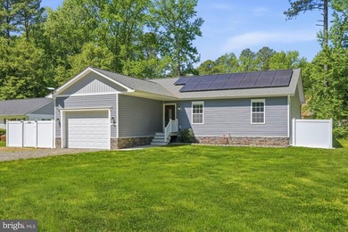 3 Bedroom Rancher in Colonial Beach! All one level and built in - photo 1