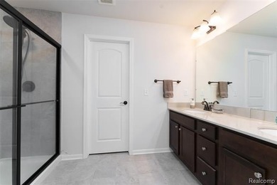Welcome to this beautifully maintained 2022 custom built modern - photo 27