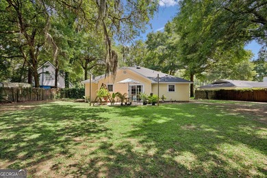 Welcome home to this charming 3-bedroom, 2-bath cottage-style - photo 28