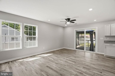 3 Bedroom Rancher in Colonial Beach! All one level and built in - photo 8
