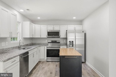 3 Bedroom Rancher in Colonial Beach! All one level and built in - photo 10