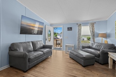 Look no further! This well-maintained and thoughtfully updated - photo 5