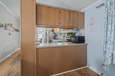 Look no further! This well-maintained and thoughtfully updated - photo 10