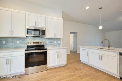 READY NOW! Hidden Gem in popular Pine Lakes!. Beautiful new - photo 3