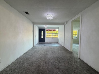 Excellent income-producing opportunity in Lakeland featuring a - photo 3