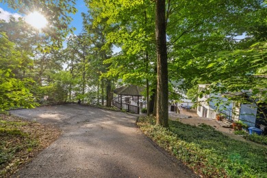 Lake Home For Sale in Harrodsburg, Kentucky
