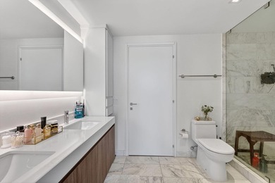 Turnkey coastal living awaits in this beautifully furnished - photo 15
