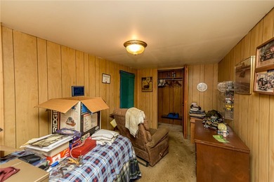 Welcome to 47 Chippendale Rd! This two bedroom home offers a - photo 16