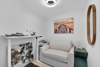 Turnkey coastal living awaits in this beautifully furnished - photo 18