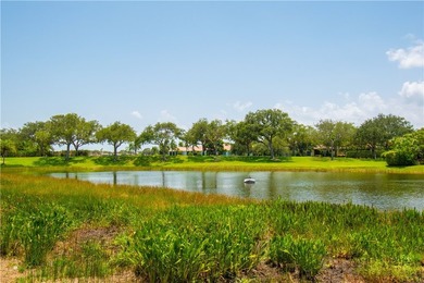 Beautifully renovated 1st floor waterfront condo in Harbor - photo 33