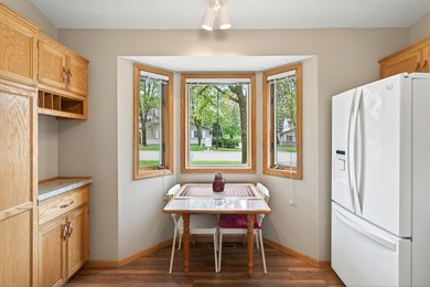 Welcome home to this great, single level townhome in high-demand - photo 7