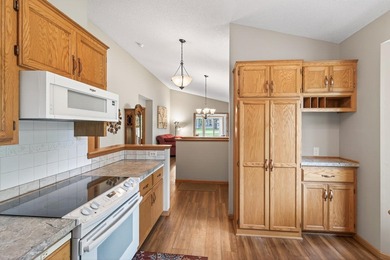 Welcome home to this great, single level townhome in high-demand - photo 8